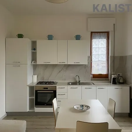 Casa Francesca A 200m Dal Mare Апартаменты Торре-Канне